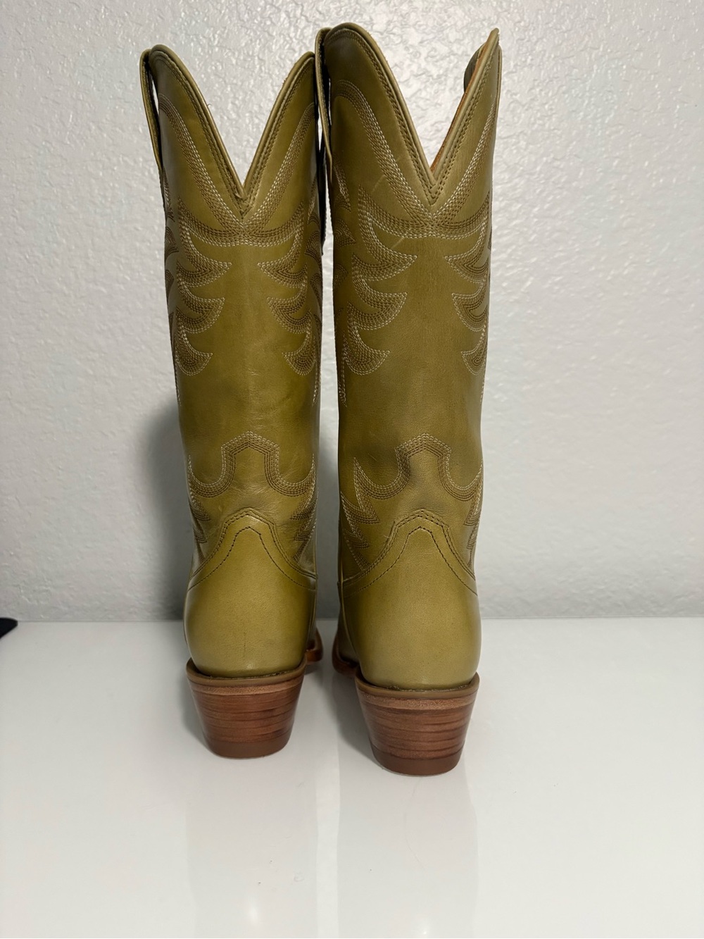 Tecovas Annie Light Sage Leather Cowboy Boots - size 6 - Picture 8 of 10